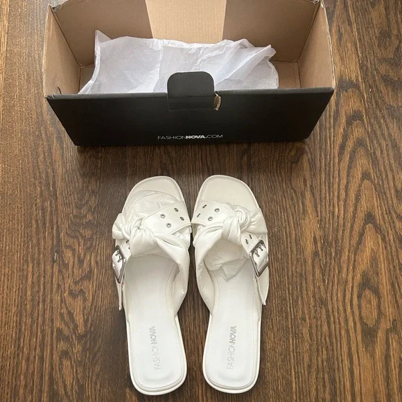 BNWT Knotted Belt Sandals FASHION NOVA - Picture 3 of 8